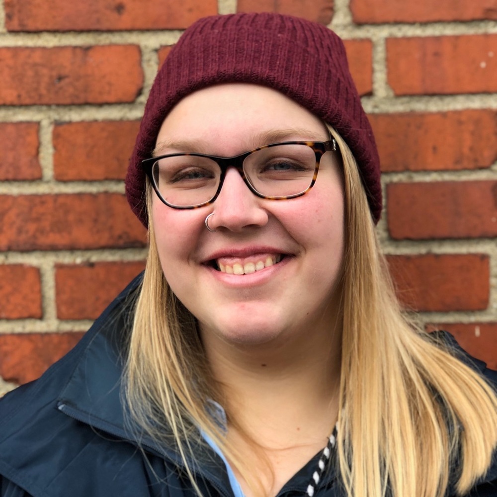 Meet your Posher, Ali